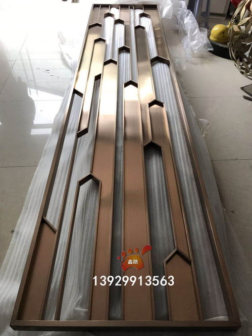 酒店大堂装饰金属屏风与客厅不锈钢隔断 来图定制玫瑰金不锈钢花格与集成房屋的完美融合